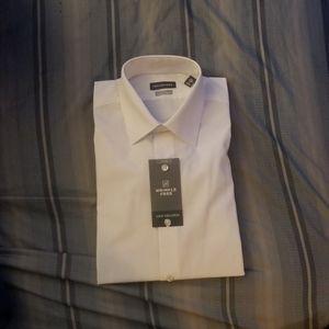 Van Heusen Fitted Dress shirt